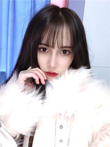 纯出女生模特招聘