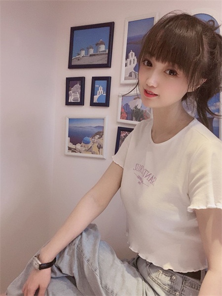 招聘模特女孩