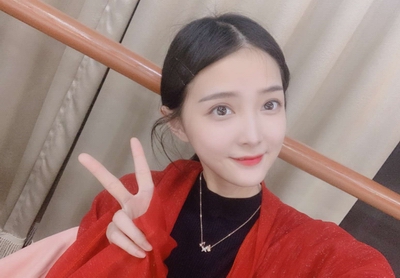 夜总会佳丽模特