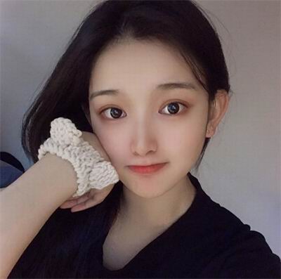 商务伴游女孩
